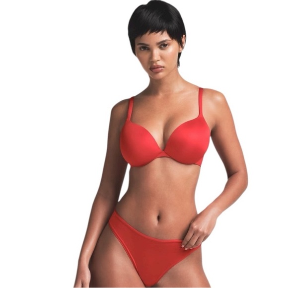 NWT SKIMS Ultimate Teardrop Push-Up‎ Bra in Cayenne 32B